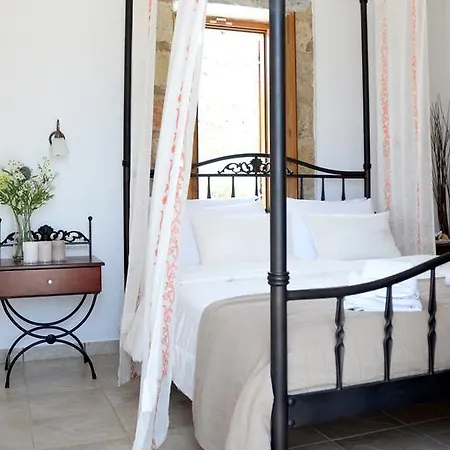 Ktima Zantidi Kampos (Antiparos)