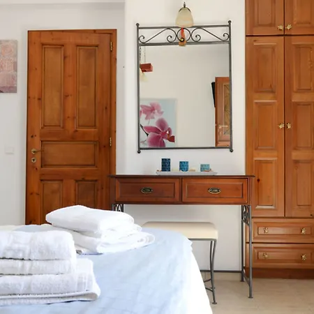 Ktima Zantidi 3* Kampos (Antiparos)