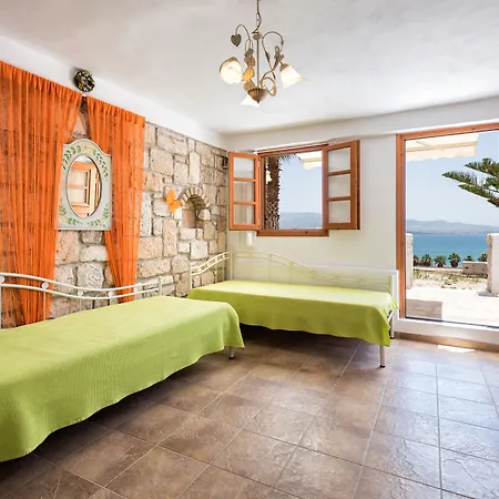 Ktima Zantidi Kampos (Antiparos)